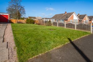 BUILDING PLOT FOR DETACHED BUNGALOW- click for photo gallery